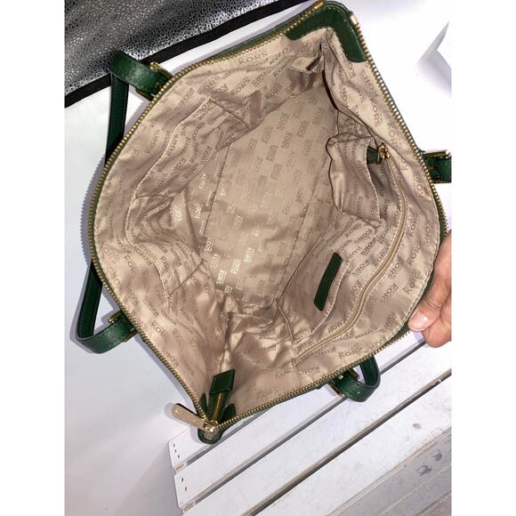 MICHAEL KORS LARGE GREEN PEBBLED LEATHER SHOULDER BAG - Picture 13 of 16